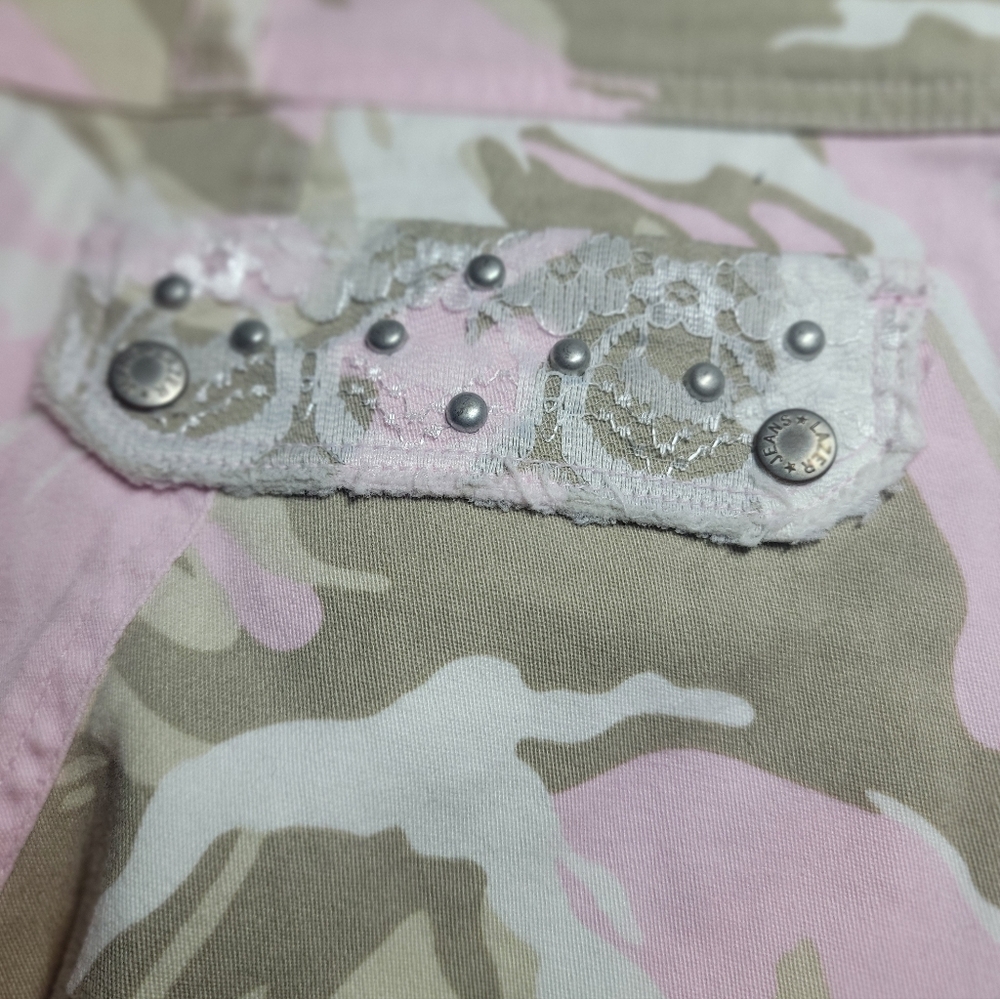 Pink and Tan Camouflage Cargo Pants Lazer Jeans - Picture 5 of 6